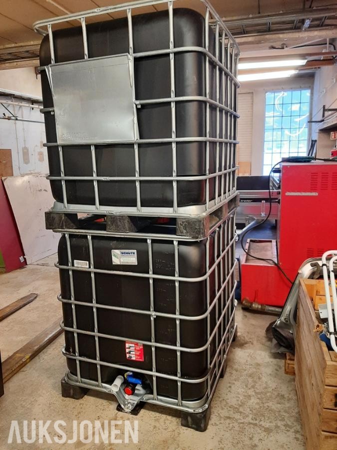2025 IBC tanker 10 stk Sort plast
